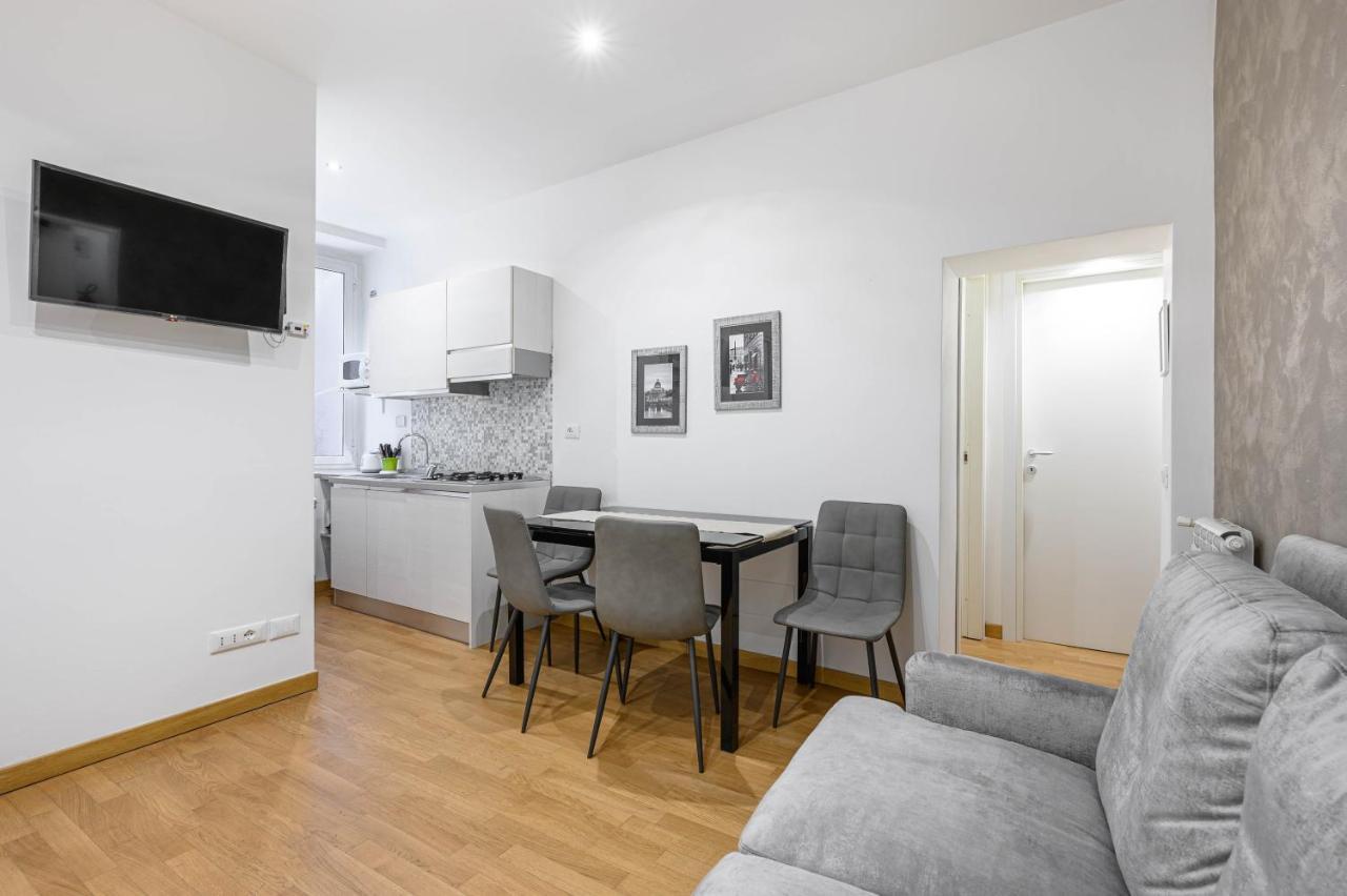 Navona & Pantheon Cozy Apartment โรม ภายนอก รูปภาพ