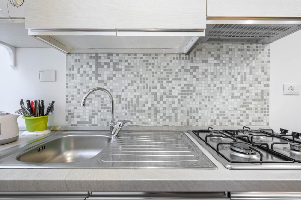 Navona & Pantheon Cozy Apartment โรม ภายนอก รูปภาพ